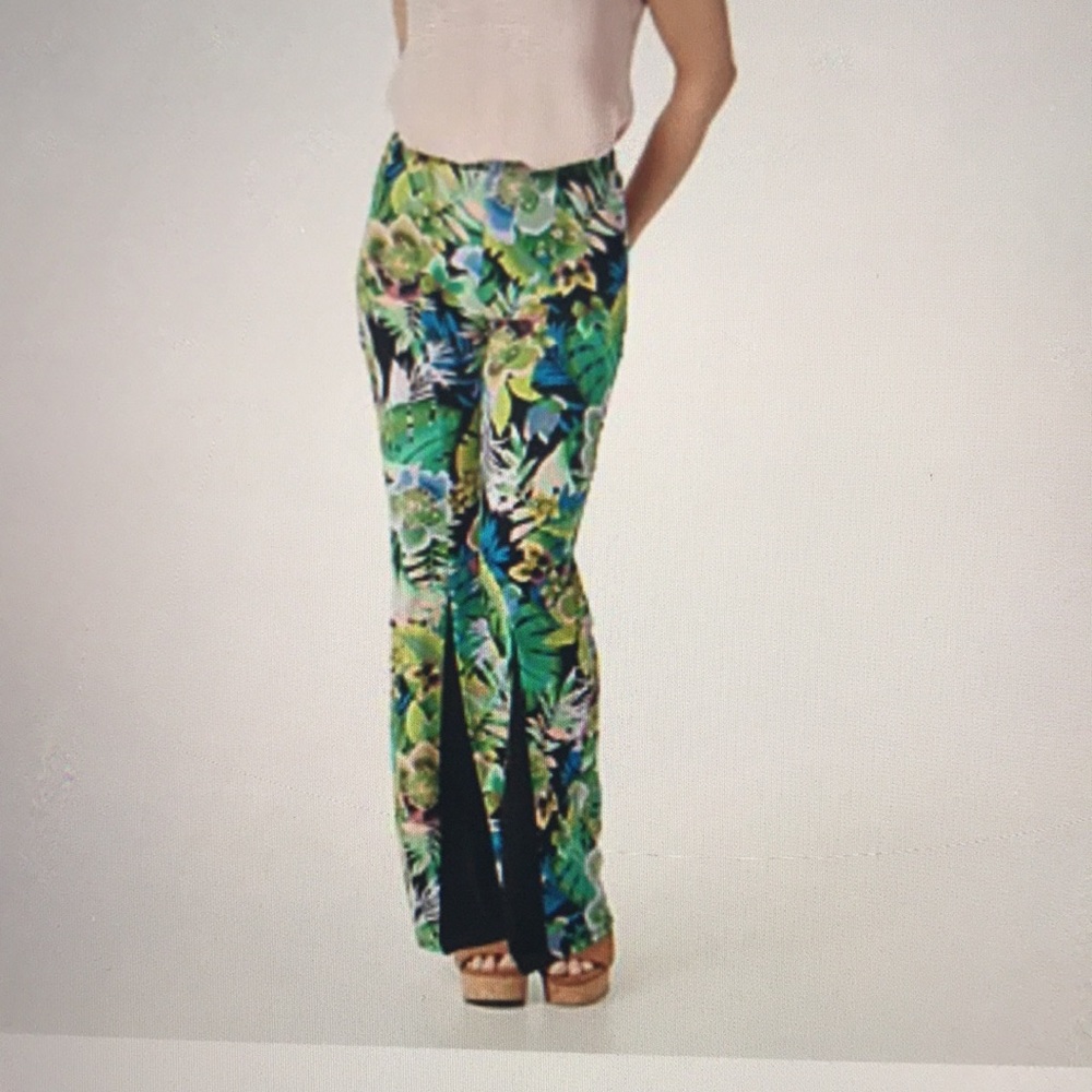 Attitudes by Renee jersey print pants palm print